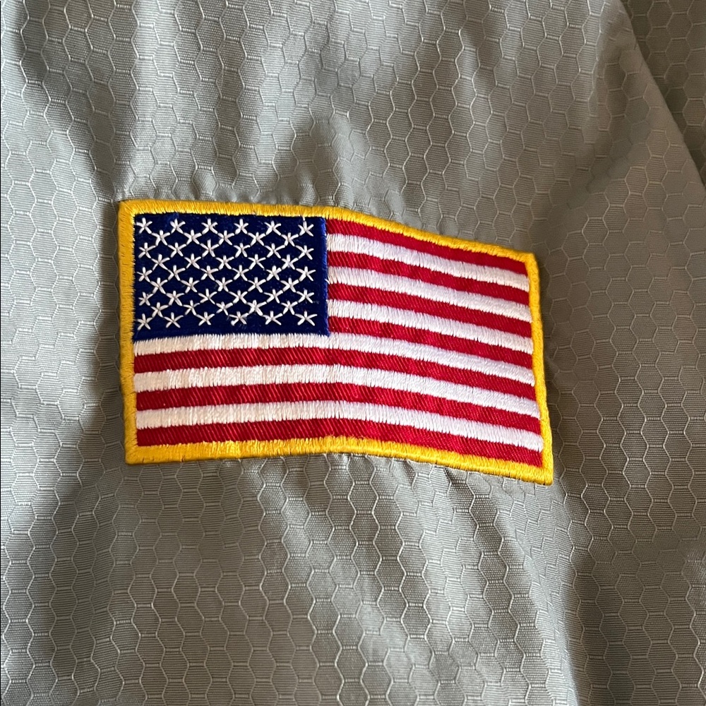 Majestic Chicago Cubs Gray Jacket - Picture 6 of 6